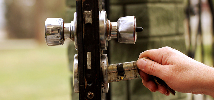 front door latch repair Kissimmee